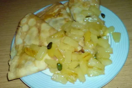 Блинчики французские (crepes ) с карамелизированными ананасами и фисташками(день пятый...): шаг 5