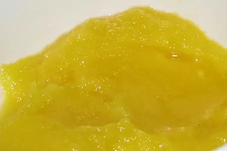 Салат с креветками и манго: шаг 3