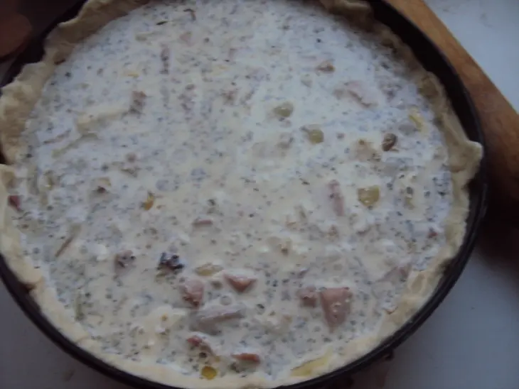 Эльзасский пирог с луком и ветчиной: шаг 3