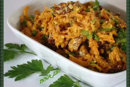 Морковный салат с грецкими орехами по-турецки: шаг 6