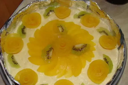 Торт с белым шоколадным муссом и персиками: шаг 2