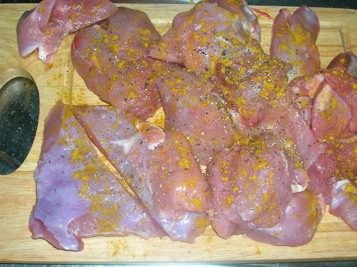 Слоеные пирожки с индейкой карри и беконом: шаг 2