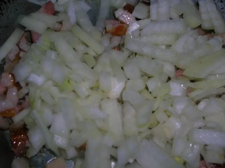 Слоеные пирожки с индейкой карри и беконом: шаг 5
