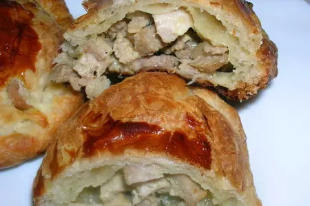Слоеные пирожки с индейкой карри и беконом: шаг 14