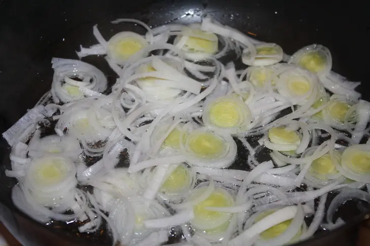 К посту вкусный рис с овощами: шаг 1