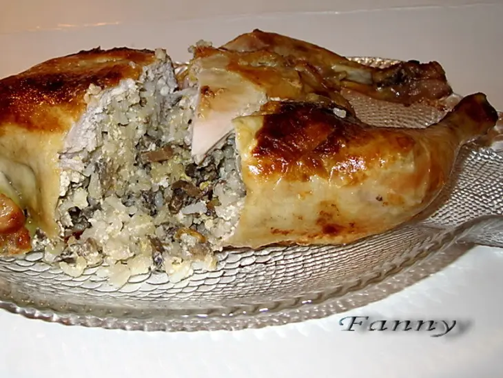 Курица без костей,  фаршированная рисом и грибами: шаг 2