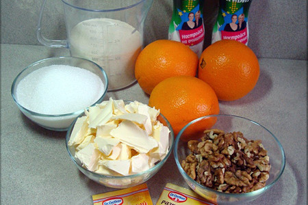 Манник с грецкими орехами и апельсиновым сиропом.: шаг 1