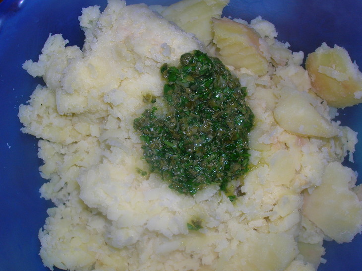Картофельная запеканка с вешенками и шпинатом: шаг 5