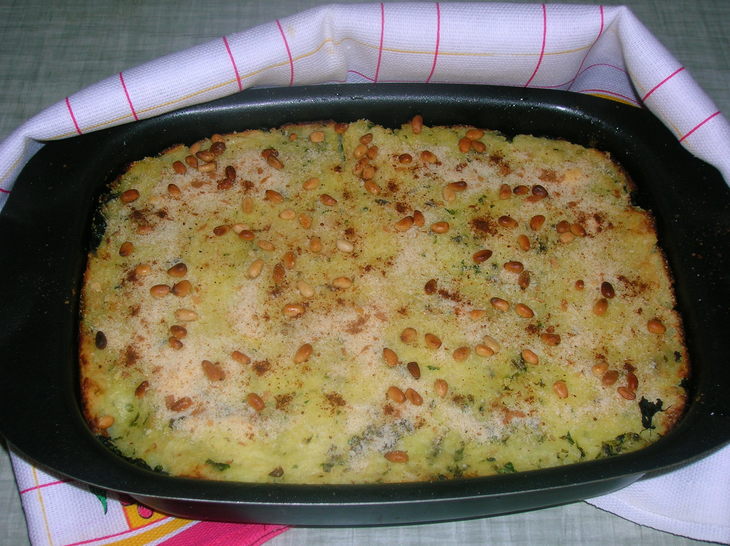 Картофельная запеканка с вешенками и шпинатом: шаг 8