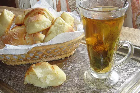 Дрожжевые слоеные булочки с сыром: шаг 4