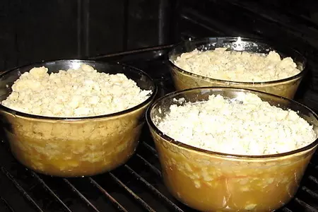 Лимонный крамбл с имбирем и изюмом: шаг 12