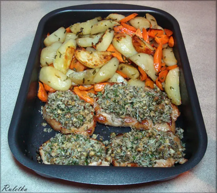 Филе свинины с ореховой крошкой и розмарином.: шаг 9