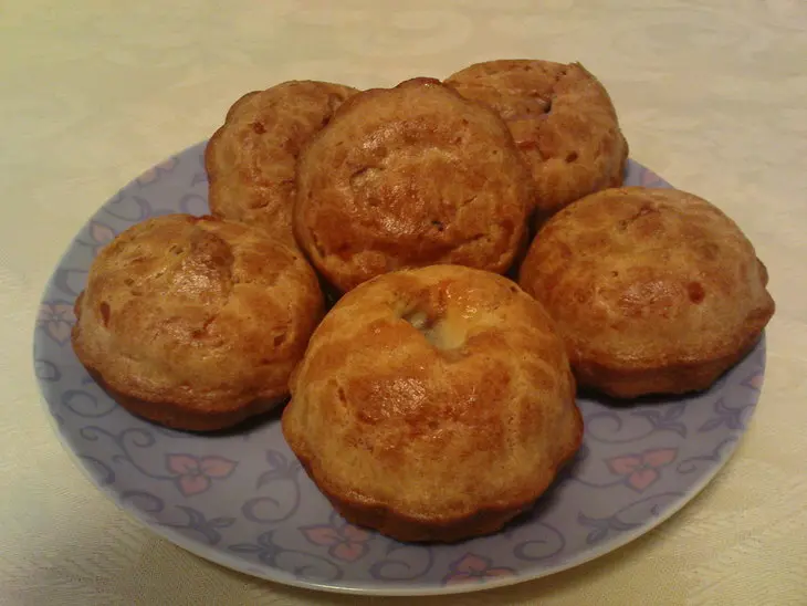 Сырные маффины с вишней и коньяком: шаг 7