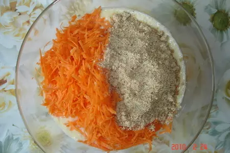 Морковный пирог для мартовского зайца: шаг 5