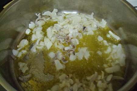 Кальмары,фаршированные шпинатом с рисом: шаг 3
