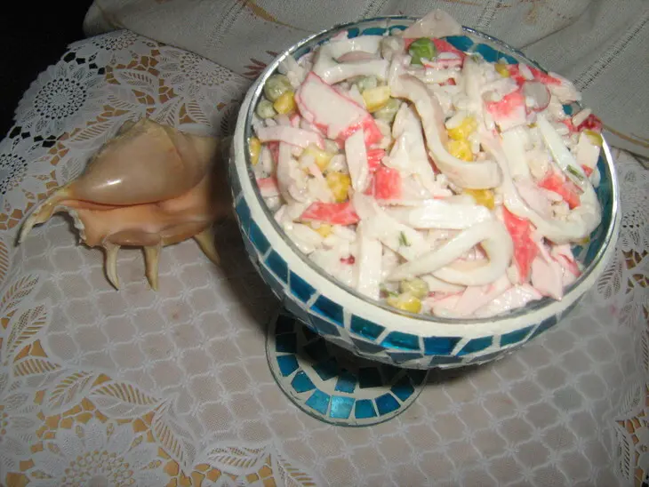 Салат из кальмаров.(быстро,просто,вкусно!): шаг 6