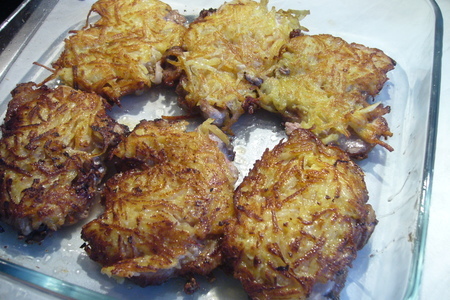 Шницель с картофельной корочкой и сметанно-ароматным соусом: шаг 4