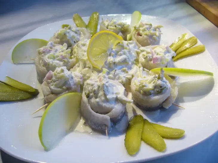 Селедка по рецепту немецких домохозяек (hering nach нausfrauenаrt): шаг 5