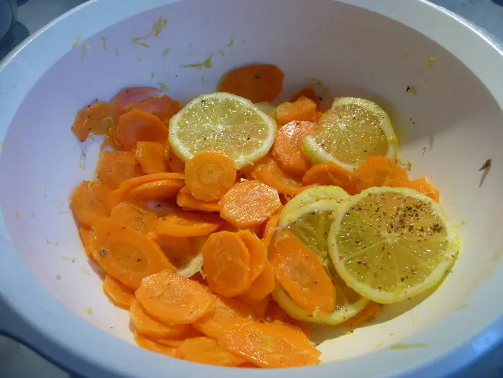 Чесночные куриные окорочка, запеченные в рукаве: шаг 4
