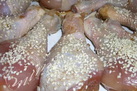 Куриные ножки в кунжуте: шаг 3