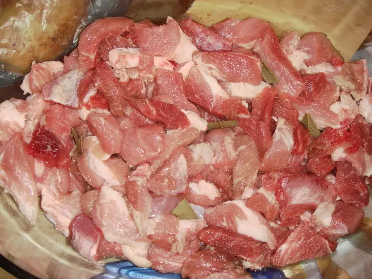 Запеканка мясная"под шубой": шаг 1