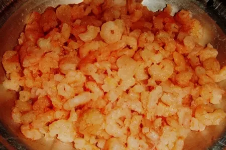 Котлеты из креветок и кукурузы и дип из авокадо: шаг 1