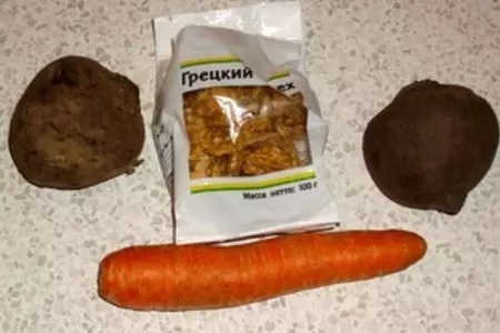 Свекольные котлеты с орехами постные: шаг 1