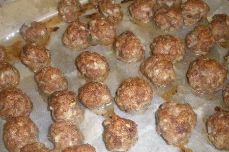 Фрикадельки   коктейльные во вкуснейшем соусе: шаг 3