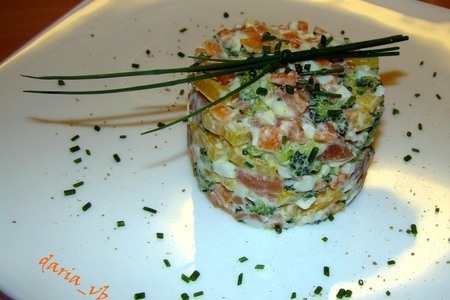Разноцветный салат с брокколи и семгой: шаг 5