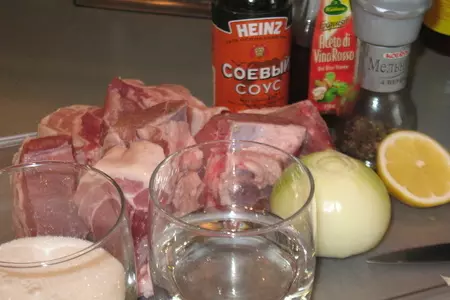 Свиные ребрышки в карамельном соусе: шаг 1