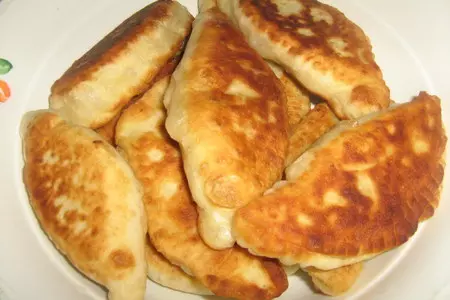 Постные пирожки с луком и...яблоками.: шаг 7