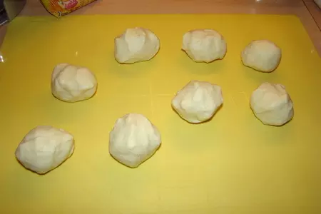 Творожные слойки с ломтиками ананаса: шаг 6