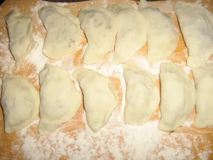 Постные вареники с гречкой и грибами.: шаг 4