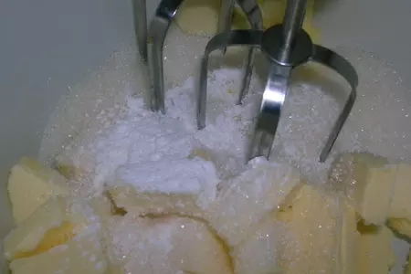 Её величество королевская песочная ватрушка с орехами: шаг 2