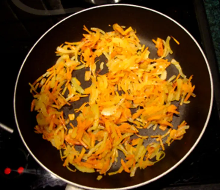 Мясной соус к макаронам (быстрый простой вкусный ужин): шаг 1
