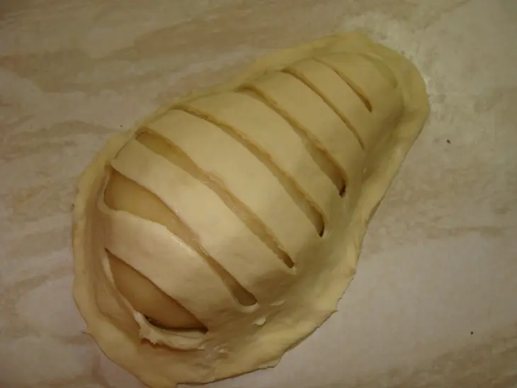 Груши в слойке, с начинкой из кураги, чернослива и орехов.: шаг 3