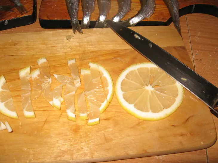 Рогалики с корюшкой(ням-ням): шаг 4