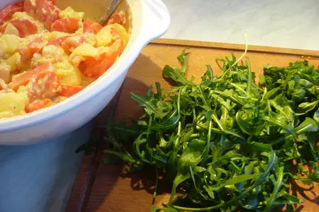 Картофельный салат с помидорами и руколой: шаг 5