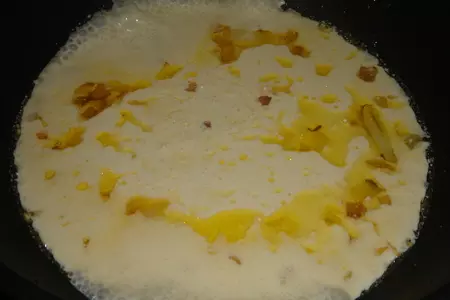 Салат с морепродуктами "изысканный": шаг 2