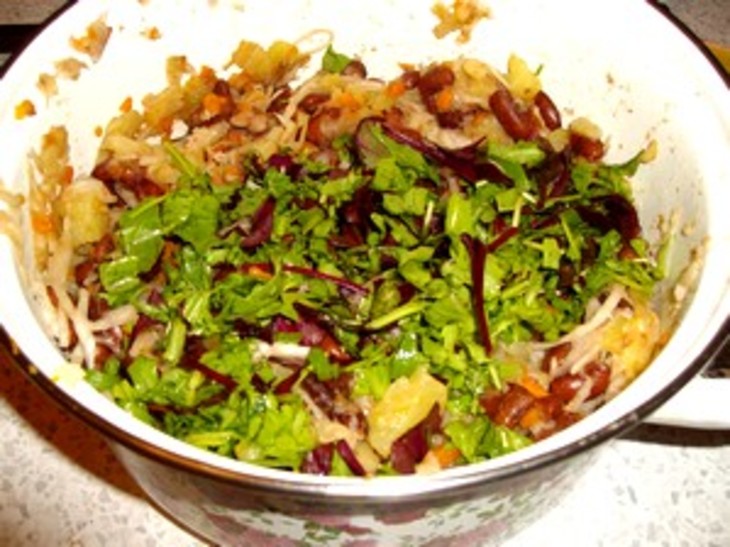 Салат с фасолью под яблочным или айвовым соусом: шаг 8