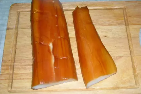 Закуска с рулетиками из кальмаров и салатом из тунца: шаг 1