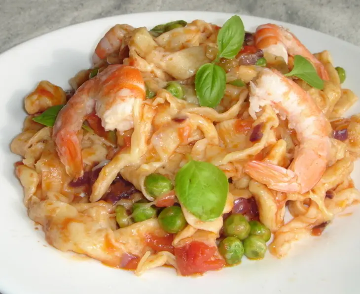Яичная паста с зеленым горошком и креветками: шаг 10