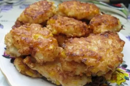Постные луковые котлеты с грибным соусом: шаг 3
