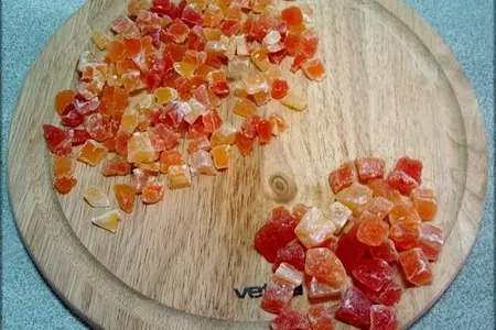 Ореховое мороженое с каплями шоколада и цукатами "чарующая сказка шехрезады".: шаг 3