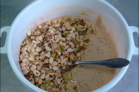 Ореховое мороженое с каплями шоколада и цукатами "чарующая сказка шехрезады".: шаг 9