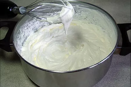 Ореховое мороженое с каплями шоколада и цукатами "чарующая сказка шехрезады".: шаг 11