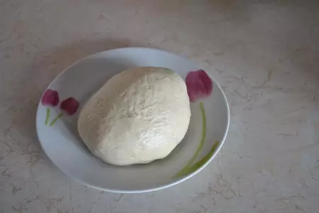 Постный борщ с черносливом, белыми грибами и чесночными пампушками: шаг 5