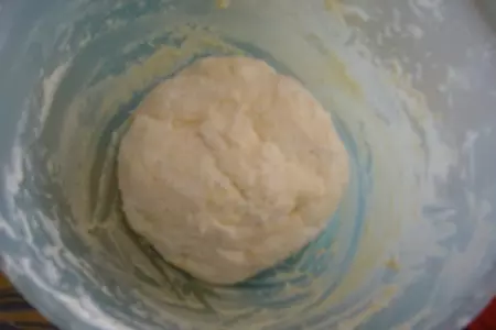 Тортик из творожной слойки с мармеладками: шаг 1