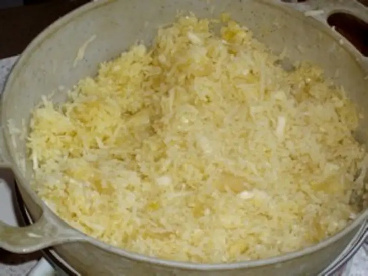 Пирожки с капустой - вредные, но вкусные: шаг 4