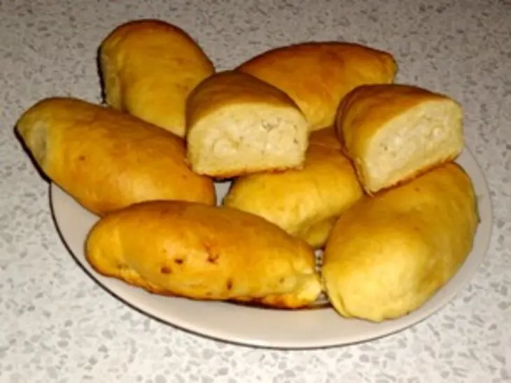 Пирожки с капустой - вредные, но вкусные: шаг 8